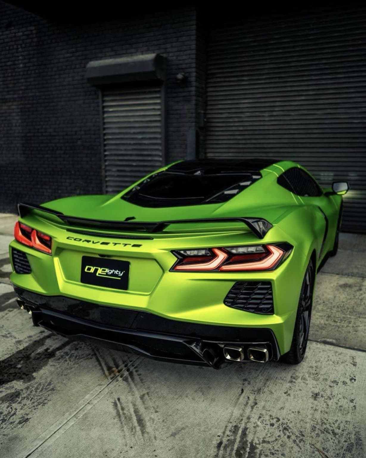 KPMF Metro Matte Dynamic Lime på folierad bil hos Dala AutoVision